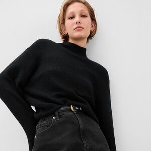 GAP Waffle Mockneck Sweater